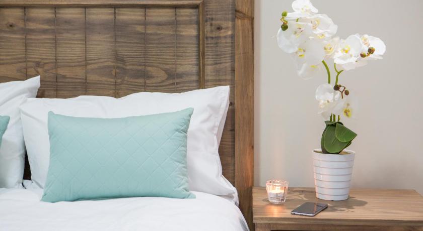 Image of Four-Bedroom Vacation Home 10
