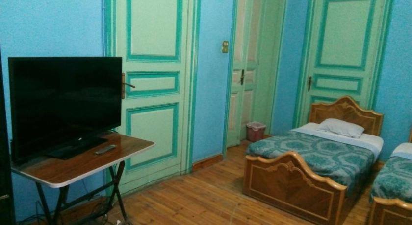 Image of Single Room with Shared Bathroom 15