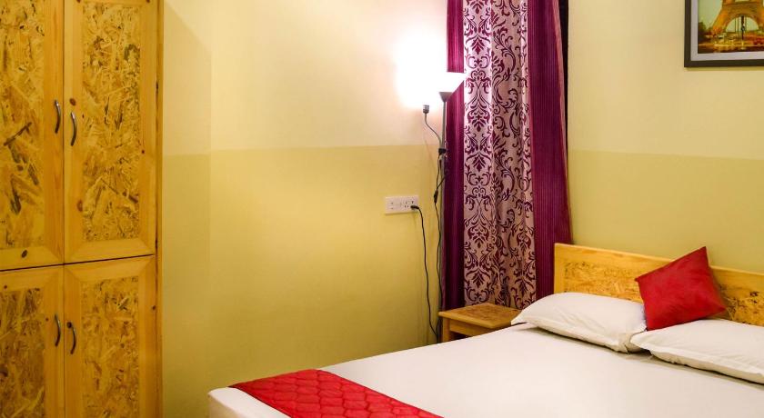 Chaplin Hotel Pondicherry