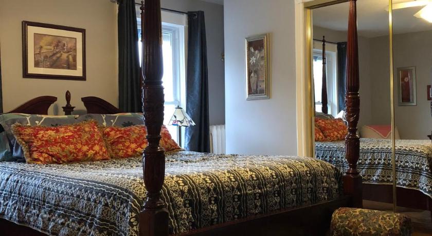 Blue Gables Bed and Breakfast photo