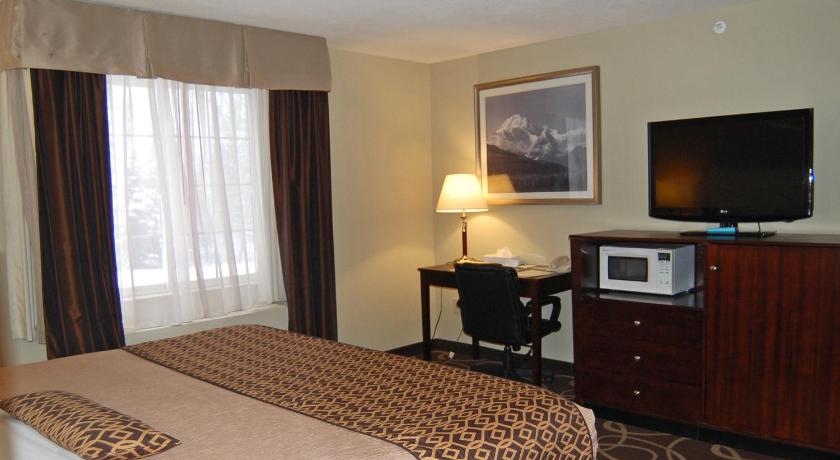 Best Western Plus Pioneer Park Inn