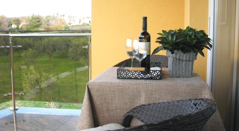 Apartman Andrea L photo
