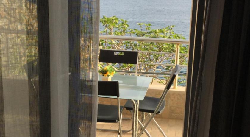 Blue Sea Apartments photo