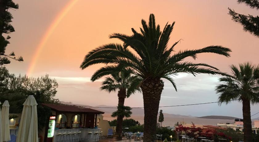Tolon Holidays Hotel — Hotel in Tolo