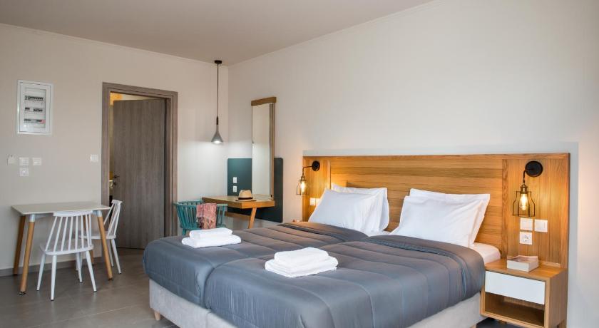 Image of MODERN STYLE STUDIO 30 SQUARE M. 12