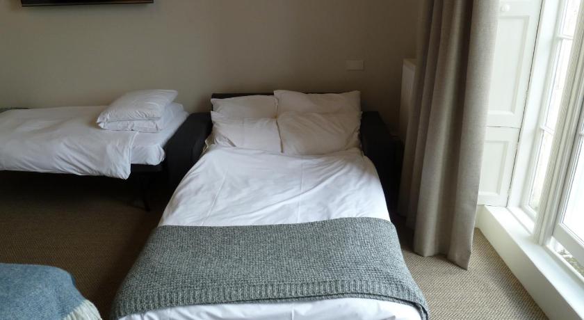 Image of Quadruple Room 14
