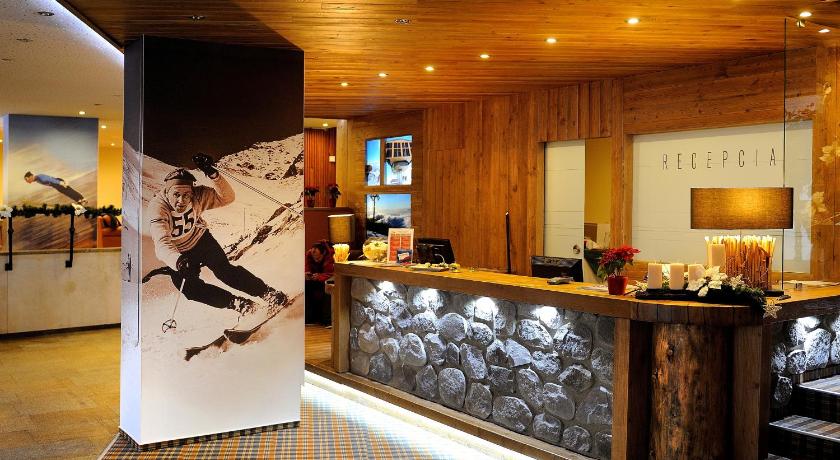 Hotel FIS photo
