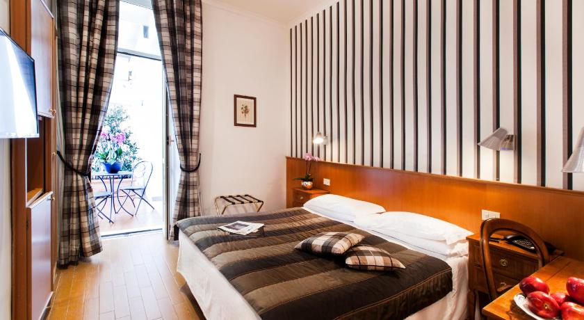 Hotel De Petris photo