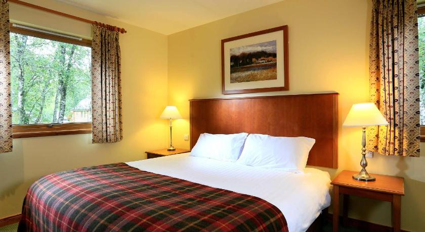 Macdonald Woodland Lodges at Macdonald Aviemore Resort photo