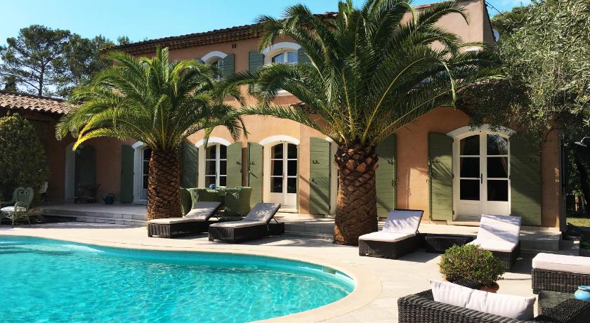 Le Champmazet — Hotel in La Roquette-sur-Siagne
