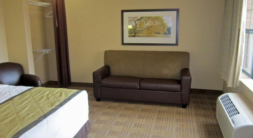 Extended Stay America Suites - Detroit - Metropolitan Airport