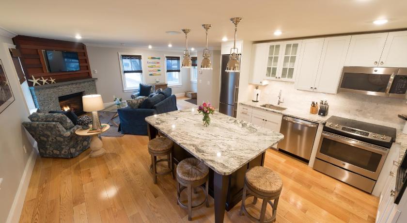The Newport Lofts - 548 Thames Street — Hotel in Newport (RI)