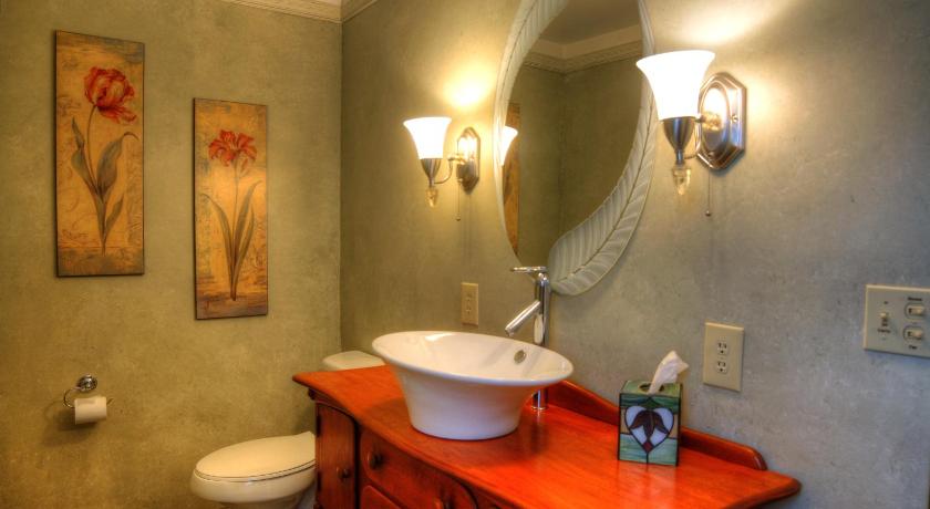 Los Gatos Bed & Breakfast photo
