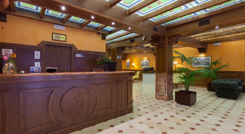 アゴラ ファン デ アウストリア Agora Juan De Austria クチコミあり マドリード