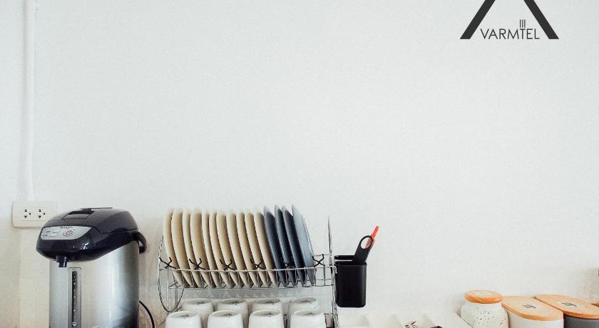 방콕 바름텔 (Varmtel) 2성급 호텔 수영장