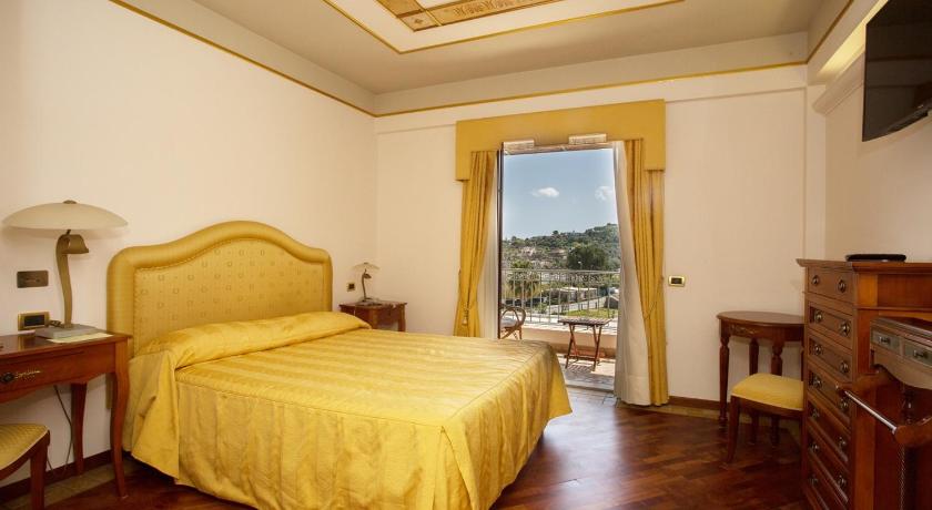 Hotel Tritone Lipari