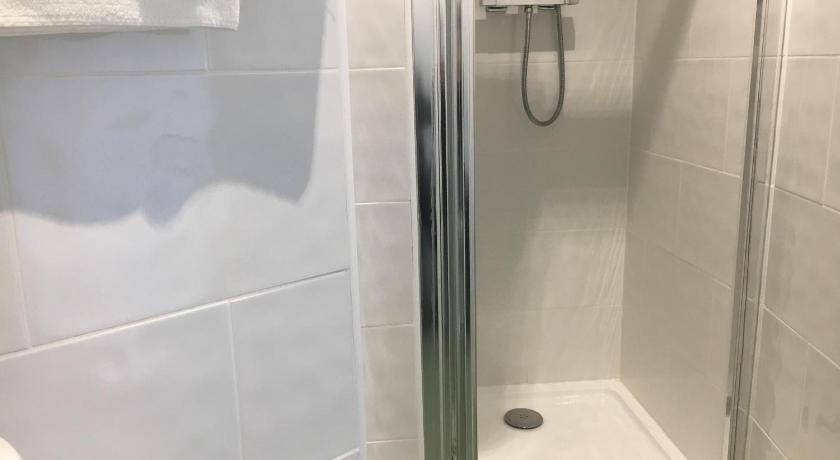 Image of Standard Single Room 9