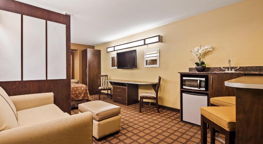 Microtel Inn & Suites by Wyndham Round Rock