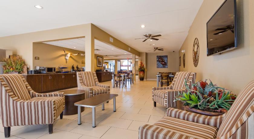 Microtel Inn & Suites by Wyndham Round Rock