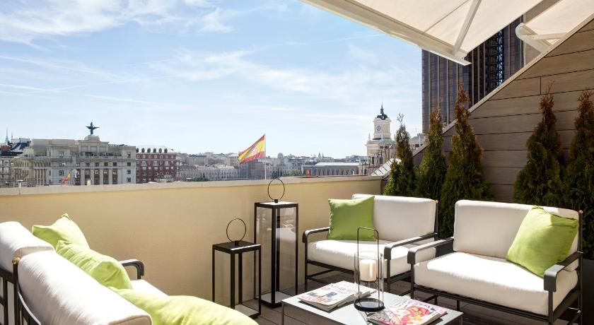 The Pavilions Madrid Hotel