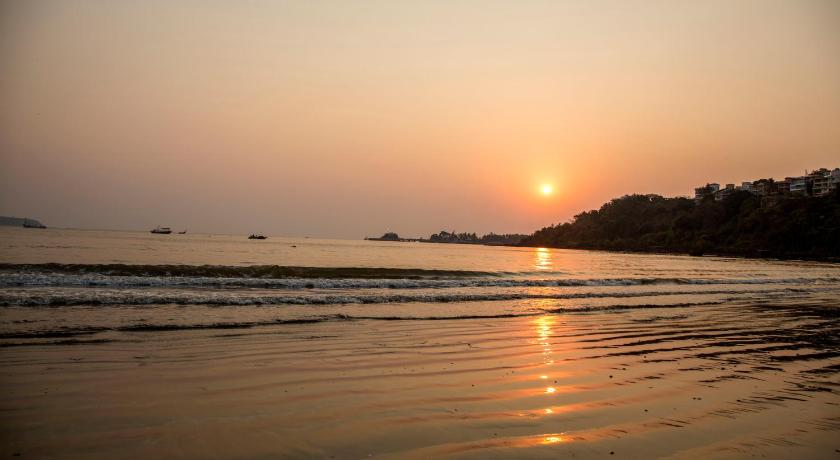 Rendezvous Beach Resort