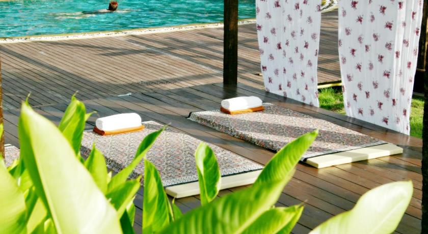 Tropicana Lanta Resort - image 11