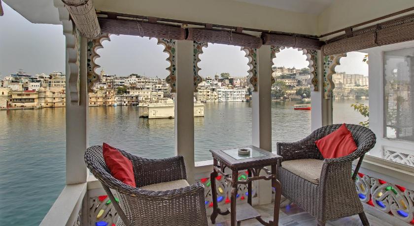 Lake Pichola Hotel