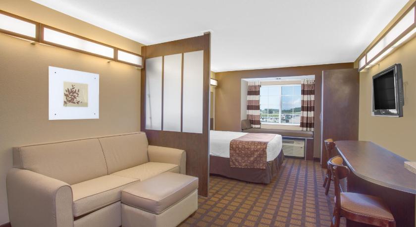 Microtel Inn & Suites by Wyndham Harrisonburg