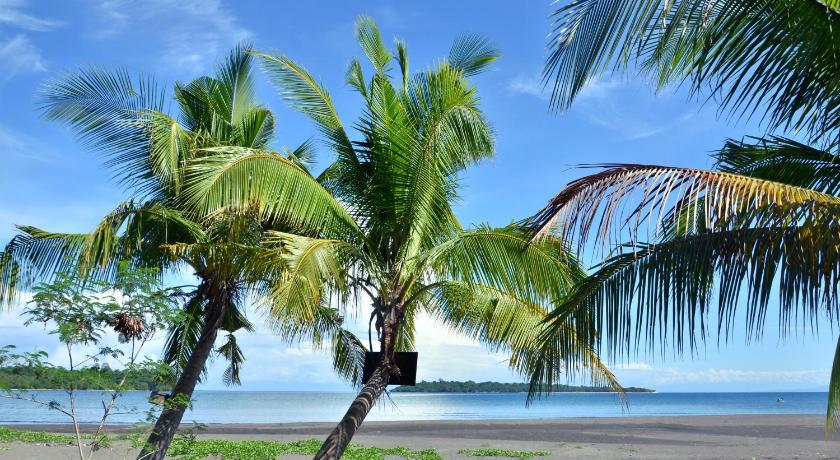 Sablayan Adventure Camp Guest House photo