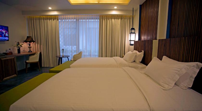 Image of Twin Suite 8