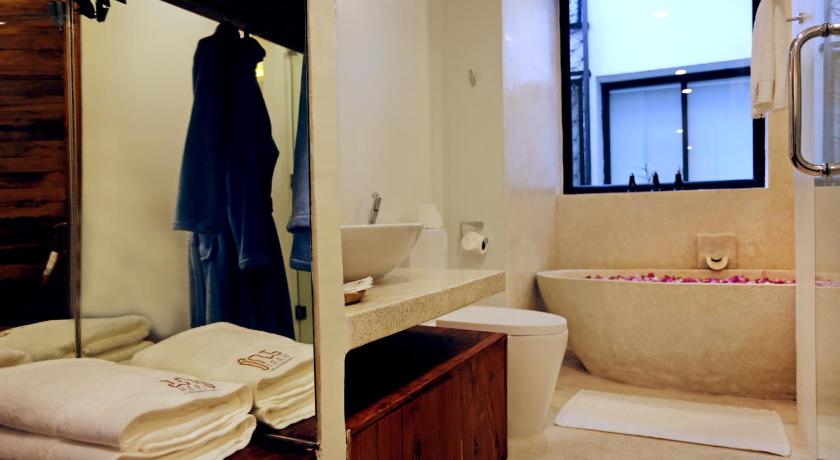 Image of Twin Suite 10