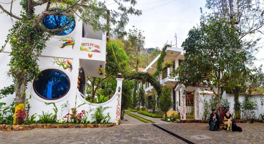 Pescador Hotel PH — Hotel in San Lucas Toliman