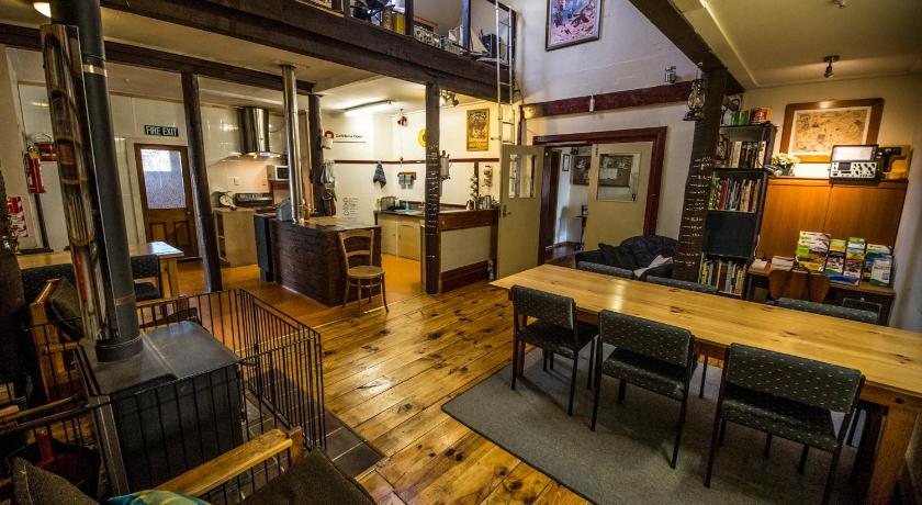 Smylies Accommodation — Hotel in Springfield