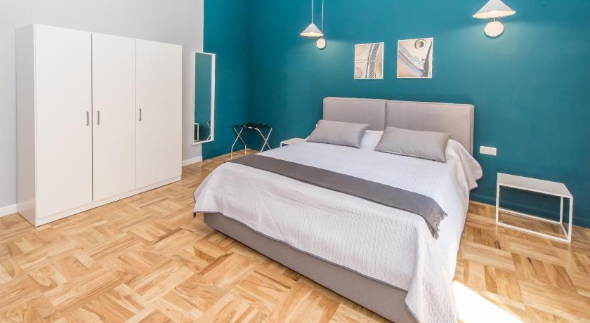 Image of Suite 4