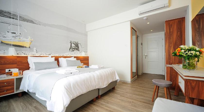 Atrium Ambiance Hotel