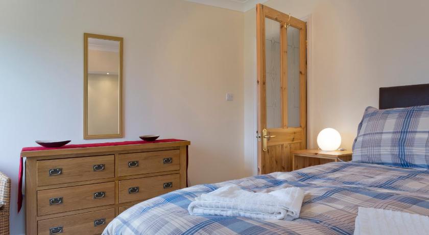 Poplar House Serviced Apartments