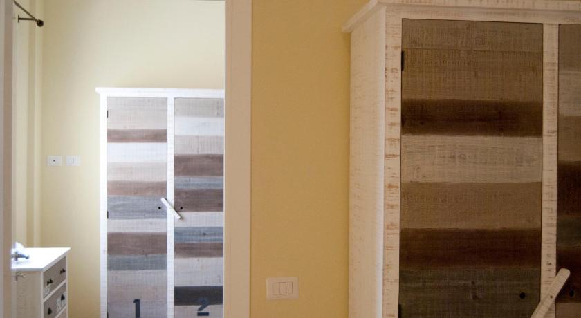 Image of Quadruple Room 8