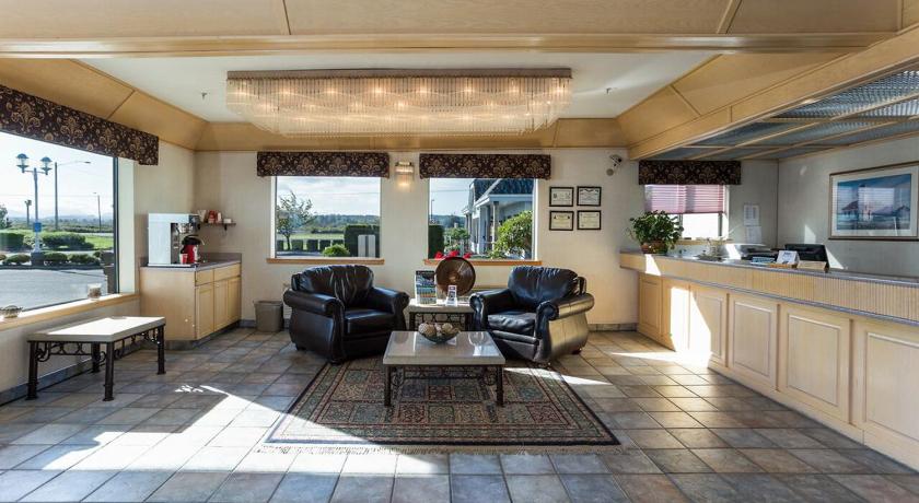 Shilo Inn Suites Warrenton photo