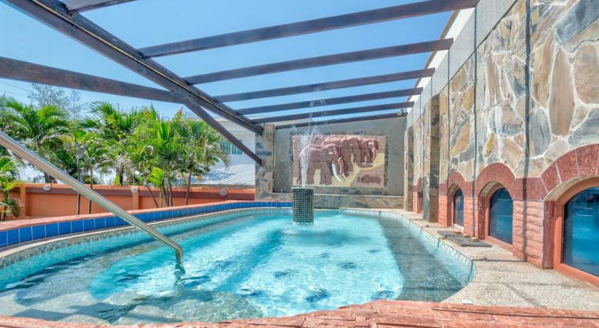 华欣 / 七岩 Palm Beach Resort 3星级 酒店 泳池