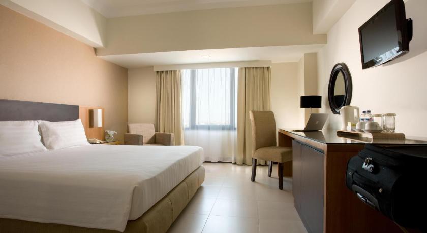 Image of Deluxe Room King 1