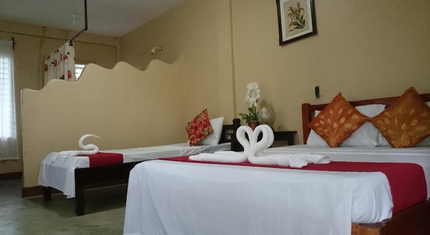 Sablayan Adventure Camp Guest House photo