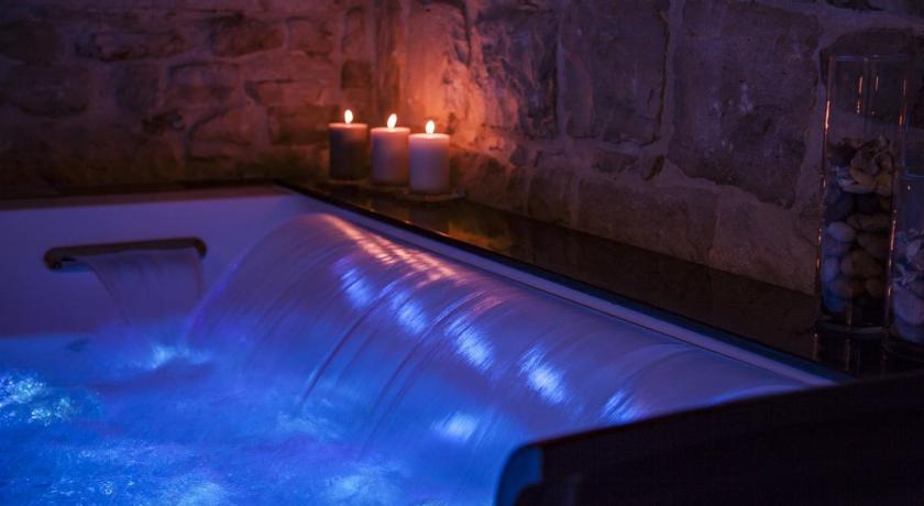 Levante Luxury Room