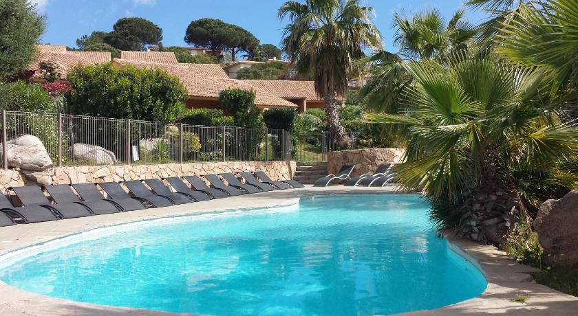 Residence ISULA DI I CORSI — Hotel in Zonza