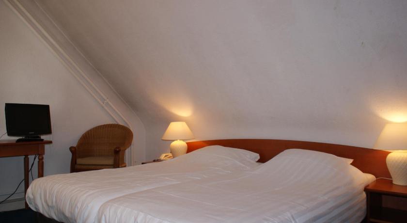 Standard Double Room, Fletcher Hotel La Ville Blanche in Maasgouw