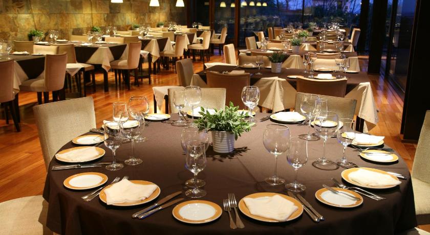 ヴィラ・ド・コンデ Santana Hotel & SPA 4つ星 ホテル プール