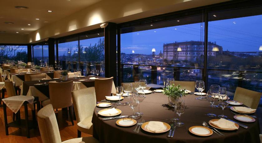 ヴィラ・ド・コンデ Santana Hotel & SPA 4つ星 ホテル ロビー