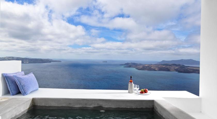 Caldera's Lilium Villas - image 9