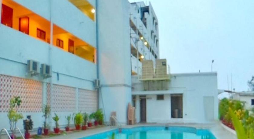 Sivaranjani Hotel