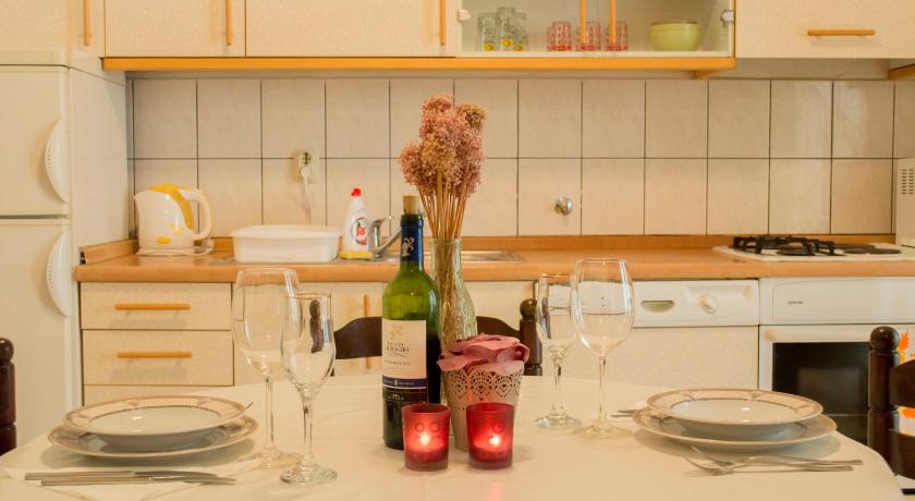 Apartmani Eskinja — Hotel in Biograd na Moru