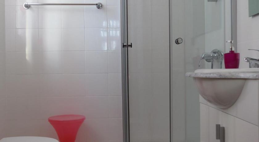 モンティージョ Alojamento Cesarini 3つ星 ホテル プール